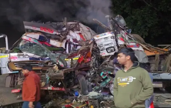 CG Kondagaon Truck Accident Photos