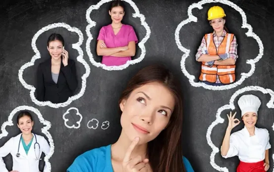 Best Career Option: इंजीनियर या डॉक्टर नहीं बनना? ये 6 करियर आपको दिला सकते हैं लाखों की कमाई, जानें डिटेल