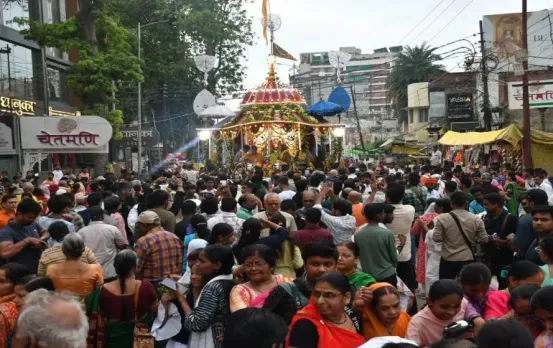 Jagannath Rath Yatra 2025: दिव्य रथ पर सवार होकर  निकले भगवान जगन्नाथ,लखनऊ, अयोध्या और बाराबंकी में निकली भव्य रथ यात्रा