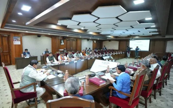 MP Cabinet Meeting: हर जिले में पुलिस बैंड के लिए 932 पदों पर होगी भर्ती, मछुआरों के लिए 100 करोड़ का फंड मंजूर