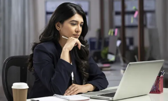 करियर को मिलेगी नई उड़ान, बस इन बातों का रखें ध्यान: जॉब स्विच करने से पहले जान लें ये जरुरी बातें, नहीं होगी परेशानी