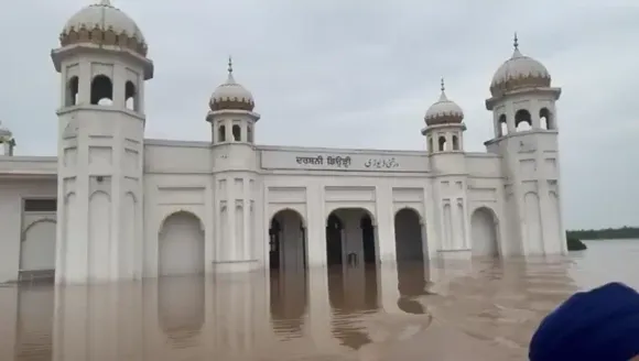 Jammu Rainfal: जम्मू में बारिश से टूटा 115 साल का रिकॉर्ड,करतारपुर कॉरिडोर में 7 फीट तक भरा पानी, 58 ट्रेनें कैंसिल