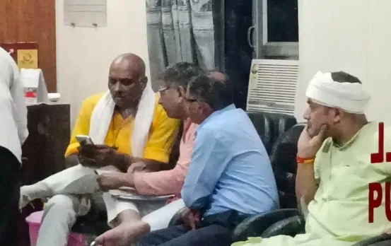 UP Kannauj Kanoongo bribe caught ten thousand red handed update