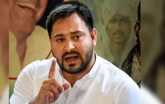 Bihar Election 2025: वक्फ कानून पर गरजे तेजस्वी यादव, बोले- यह देश किसी के बाप का नहीं, चुनाव आयोग पर भी उठाए सवाल