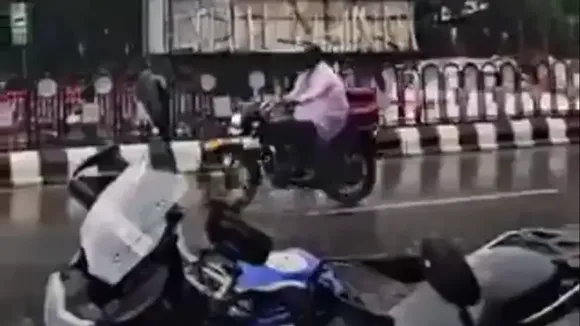 UP Weather 27 October 2025: बंगाल की खाड़ी में चक्रवाती तूफान से UP मौसम चेंज, 27 से 31 भारी बारिश की चेतावनी