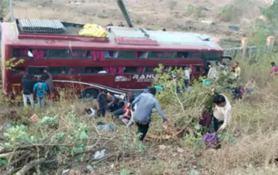 Chhindwara Bus Accident: अयोध्या से रामलला के दर्शन कर लौट रहे श्रद्धालुओं की बस पलटी, 21 लोग घायल