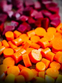 Gajar aur Chukandar Soup