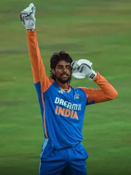 cropped-India-vs-England-2nd-T20-Tilak-Verma.webp