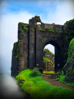 NEW YEAR GOA HILL STATIONS 4