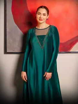 Haniya Famous Suit design