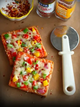 bread pizza