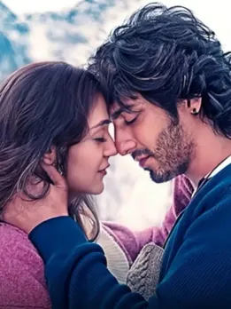 saiyaara movie collection hit or flop rating hindi news