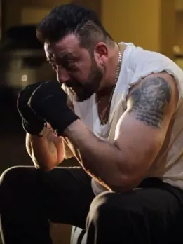 sanjay dutt fitness secret eating small meals diet plan hindi news