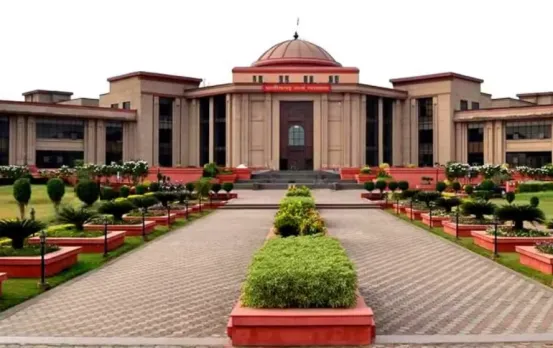 CG News: रावतपुरा मेडिकल कॉलेज रिश्वतकांड मामले में सुनवाई, हाईकोर्ट ने पांच आरोपियों को दी जमानत