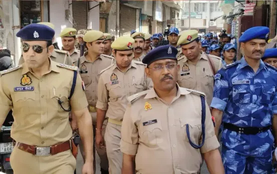 Sambhal Jumma Namaz: जुम्‍मा अलविदा की नमाज के लिए संभल में त्रिस्तरीय सुरक्षा, ड्रोन और CCTV से कड़ी निगरानी