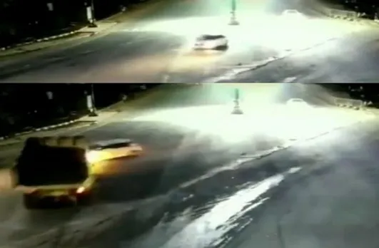 Hyderabad Accident: हैदराबाद में तेज रफ्तार ट्रक ने कार को रौंदा, पांच लोगों की मौत, देखें भीषण सड़क हादसे का वीडियो