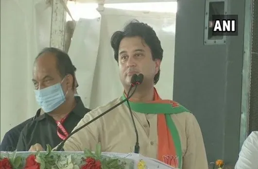 Jyotiraditya Scindia: उड्डयन मंत्री ने ‘डिजी यात्रा’ के निरीक्षण के लिए दिल्ली हवाई अड्डे का किया दौरा, कही यह बात