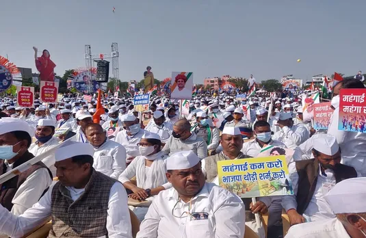 Congress Rally in Jaipur: गांधी परिवार की सरकार को घेरने की तैयारी, हुआ महंगाई हटाओ महारैली का आगाज