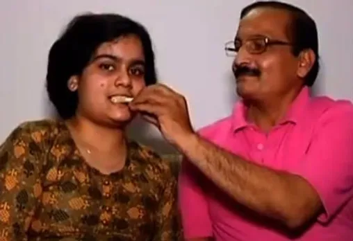 भोपाल की अदिति का 'इंडिया बुक ऑफ रिकॉर्ड' में नाम दर्ज, नर्सरी से लेकर 12th तक 100 फीसदी अटेंडेंस