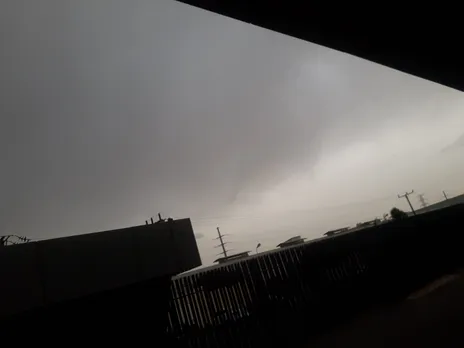 Mp Weather: प्रदेश के पांच जिलों में बारिश के आसार, कोल्ड एंड कफ के मरीजों के लिए मुसीबत