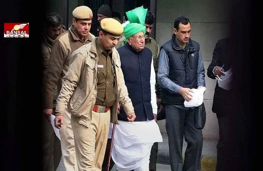 JBT Teachers Scam: तिहाड़ जेल से रिहा हुए ओम प्रकाश चौटाला, घोटाले में हुई थी 10 साल की सजा