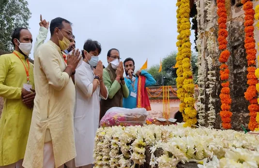 Bajirao Peshwa: बाजीराव पेशवा (प्रथम) की जयंती पर खरगोन पहुंचे मुख्यमंत्री और केंद्रीय मंत्री सहित ये नेता...