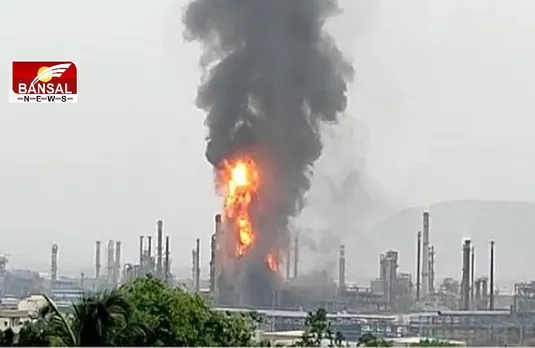 Fire in HPCL Plant: एचपीसीएल प्लांट में लगी आग में 6 वर्कर्स फंसे, मौके पर पहुंची दमकल की गाड़ियां