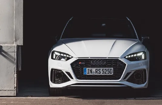 Audi RS 5: ऑडी ने भारत में आरएस 5 स्पोर्टबैक मॉडल किया पेश ,जानें कार की कीमत...