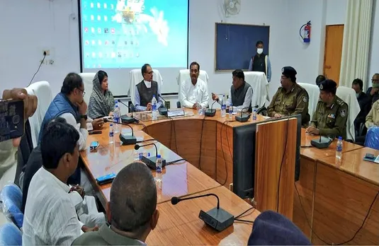 सीधी बस हादसा: 51 की मौत के बाद एक्शन में सीएम, सीधी RTO और MPRDC के तीन अधिकारी सस्पेंड, शिवरानी को देंगे 5 लाख