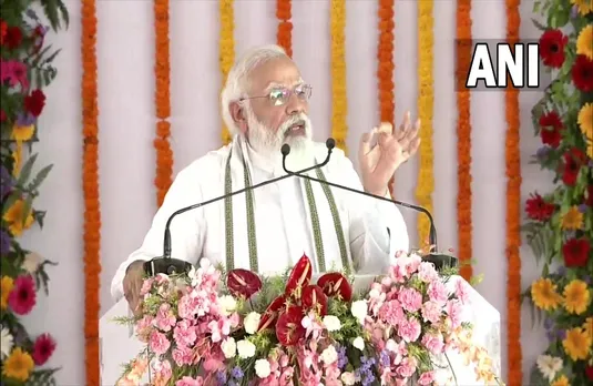 Indian Navy Day 2021: नौसेना दिवस पर PM ने दी बधाई, बोले- उत्कृष्ट योगदानों पर गर्व है..