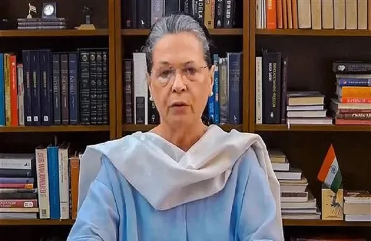 Sonia Gandhi Meeting: विपक्षी नेताओं के साथ करेंगी मीटिंग, महंगाई के मुद्दों पर सरकार को घेरने की तैयारी