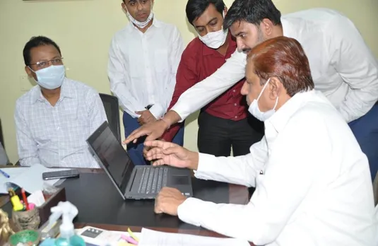 मंत्री अकबर द्वारा 907 छात्र-छात्राओं को 45.30 लाख रूपए छात्रवृत्ति व सहायता राशि का ऑनलाइन भुगतान