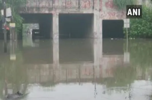 Heavy Rain in Delhi: दिल्ली में भारी बारिश, कई क्षेत्रों में जलजमाव