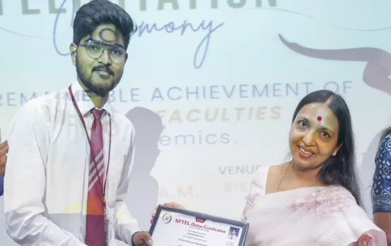 ME- Ex में 100% रिजल्ट: कई स्टूडेंट्स को मिले 86% से ज्यादा अंक, BIST फेलिसिटेशन सेरेमनी में खिले स्टूडेंट्स के चेहरे