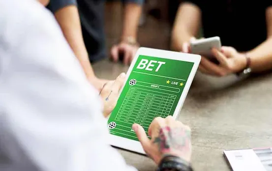 Illegal Betting: सट्टेबाजी के खिलाफ सरकार का बड़ा एक्शन, महादेव सहित 22 ऐप्स और वेबसाइट पर लगाई पाबंदी