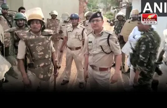 Bemetara Biranpur violence update news: गांव से गुजर रही बसों की भी हो रही जांच, भारी संख्या में पुलिस तैनात