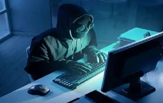 Bhopal Cyber Fraud: कम कीमत में आईफोन बेचने का झांसा देकर करते थे ठगी, साइबर क्राइम ब्रांच ने 5 को दबोचा