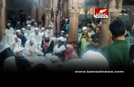 Bhopal Roza : रॉयल मार्केट में मोती मस्जिद में रमजान के चांद को लेकर हुई बैठक,  24 मार्च को होगा पहला रोजा