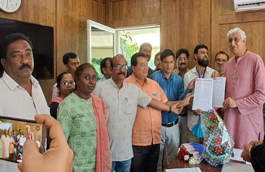 CG Health Workers Strike: उप मुख्यमंत्री टीएस सिंहदेव के आश्वासन पर स्वास्थ्य कर्मचारियों की हड़ताल स्थगित