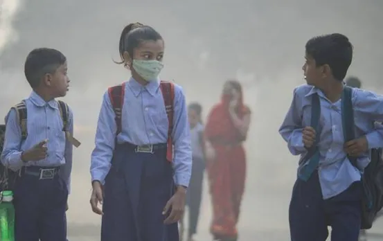 Chhattisgarh News: सरगुजा के छात्रावास में ठंड में रहने को मजबूर है छात्र, अधीक्षक द्वारा नहीं दिए गए स्वेटर