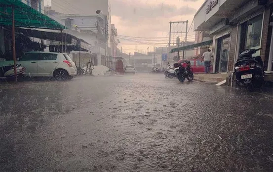 Chhattisgarh Weather Update: प्रदेश के कई जिलों में हो रही बारिश, अगले 24 घंटे के लिए अलर्ट जारी