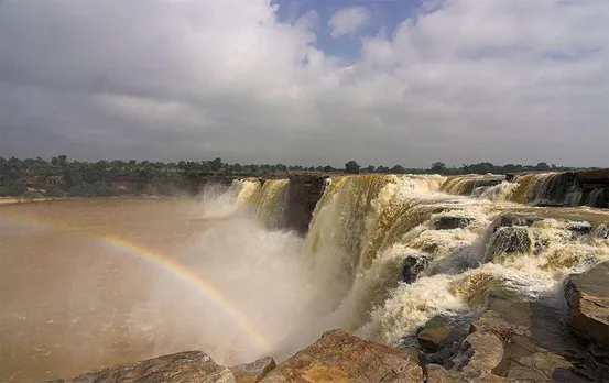 Chitrakote Falls Chhattisgarh: मानसून सीजन में घुमने के लिए ये है सबसे शानदार और सस्ती जगह