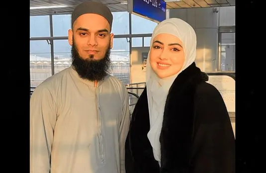 Sana Khan Baby: सना ने अपने लाडले के नाम का किया खुलासा, सोशल मीडिया पर दिखाई पहली झलक