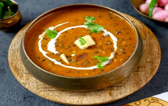 Dal Makhani Recipe: रेस्टोरेंट स्टाइल दाल मखनी का स्वाद अब लें घर बैठे, इस रेसिपी को करें फॉलो