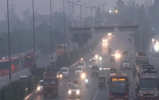 Delhi Air Quality: दशहरे पर जहरीली हुई दिल्ली की हवा, पिछले दो वर्षों की तुलना में रही सबसे खराब