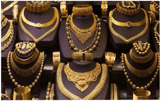 Gold Silver Rate Today: अक्षय तृतीया से एक दिन पहले सोना-चांदी के रेट में बदलाव, जानें प्रमुख शहर के ताजा रेट