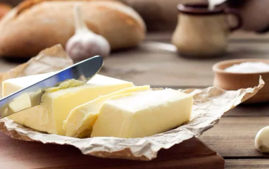 Homemade Butter Recipe: इस तरह घर पर झट से तैयार करें बाज़ार जैसा बटर, तरीका है आसान, बस चाहिए होंगी 2 चीजें