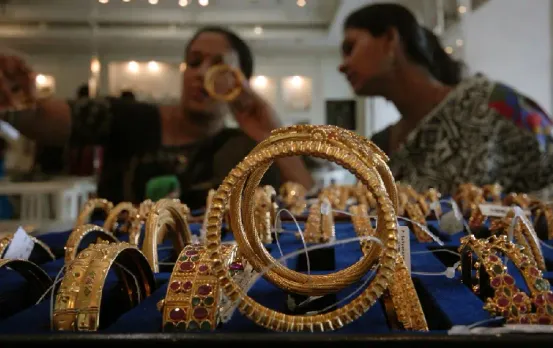 Indore Mandi Bhav: सोने की कीमतों में फिर आई तेजी, चांदी भी हुई महंगी; कुछ ऐसा रहा इंदौर मंडी की भाव