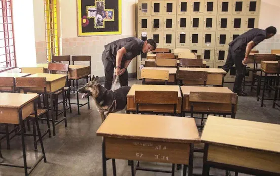 Jaipur Bomb Threat: दिल्ली के बाद अब जयपुर के स्कूलों को मिली बम से उड़ाने की धमकी, लखनऊ के स्कूल को भी आया ईमेल