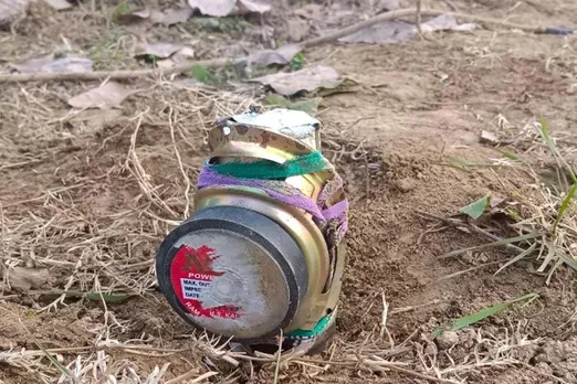 Kondagaon News: जवानों को सर्चिंग के दौरान मिला 5 किलो का IED बम बरामद